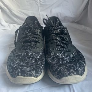 Floral Nike training shoes!